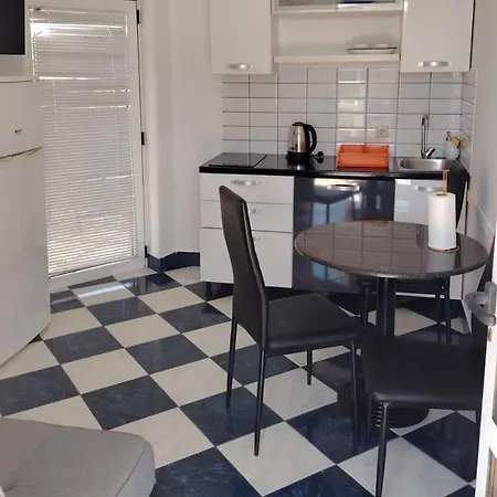 By The Sea - Perna, Peljesac - 4538 Daire Kuciste